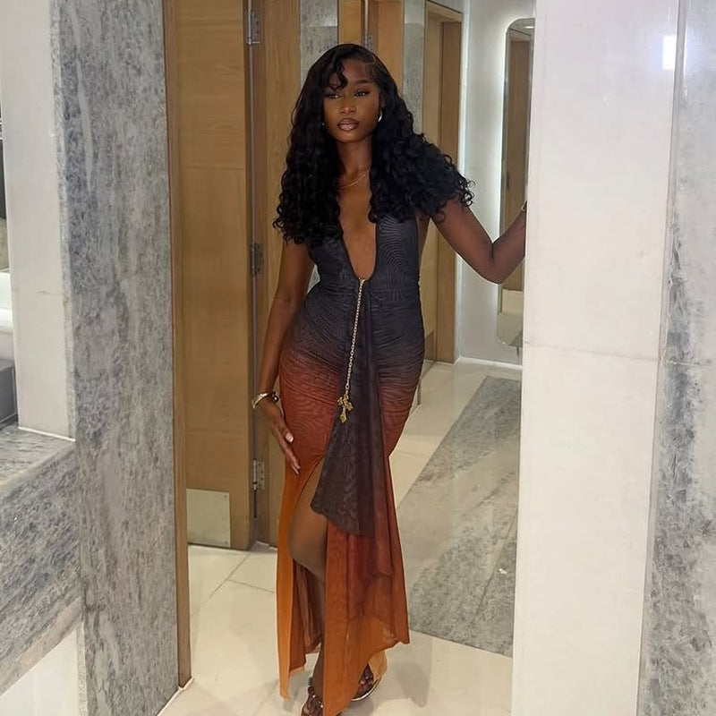 Contrast Color Backless Dress: Deep V-Plunge Slim Fit Bodycon London's Closet Boutique Contrast Color Backless Dress: Deep V-Plunge Slim Fit Bodycon London's Closet Boutique