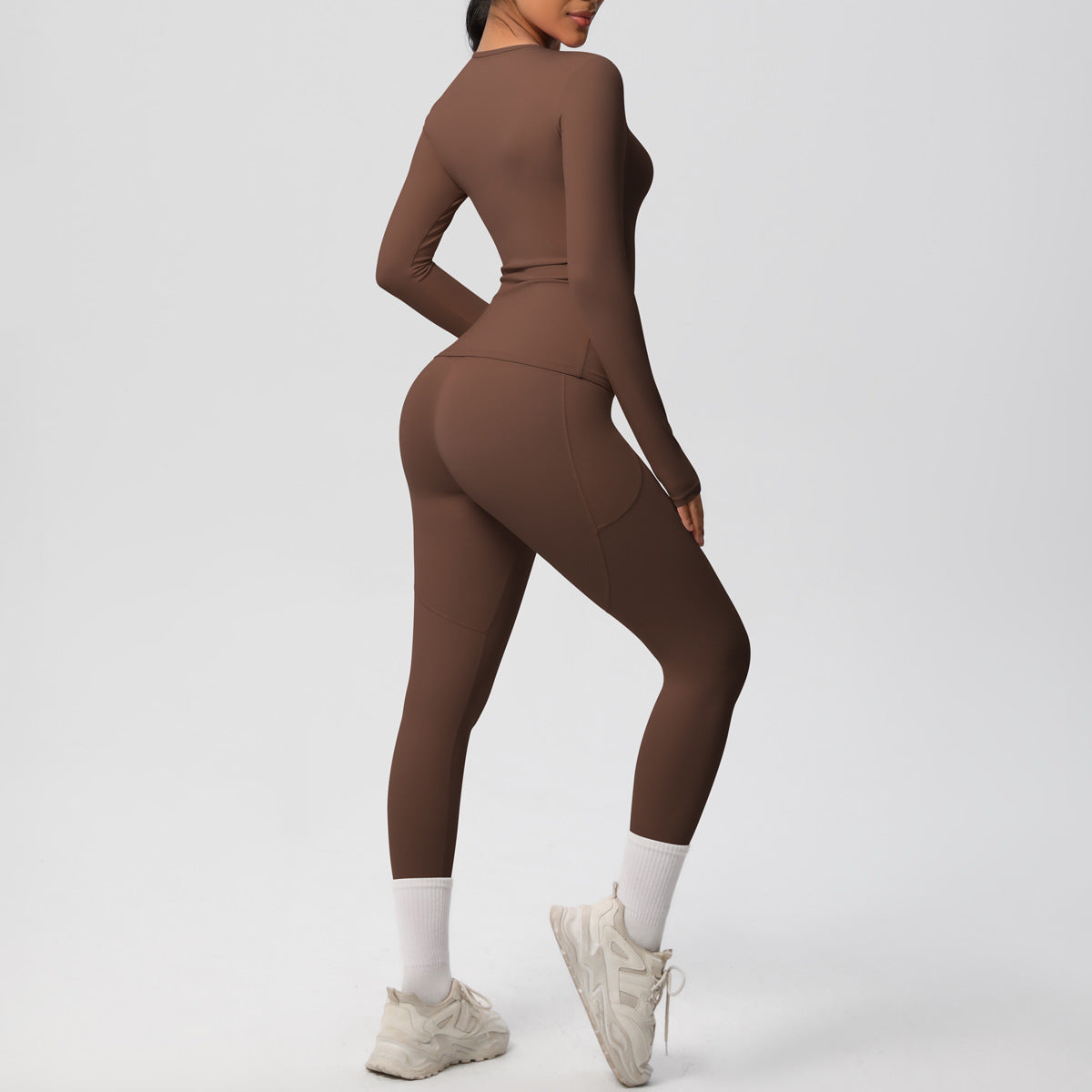 Women's Long Sleeve Yoga Set with Pockets – Slim Fit Training Top & High Waist Leggings