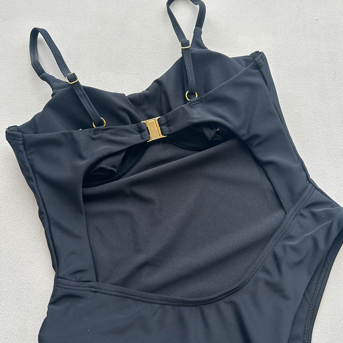 Underwire Backless Cutout One-Piece Swimsuit - Solid Nylon Boho Vacation Swimwear