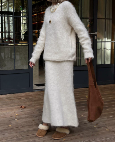 Elegant Knitted Sweater Skirt Set