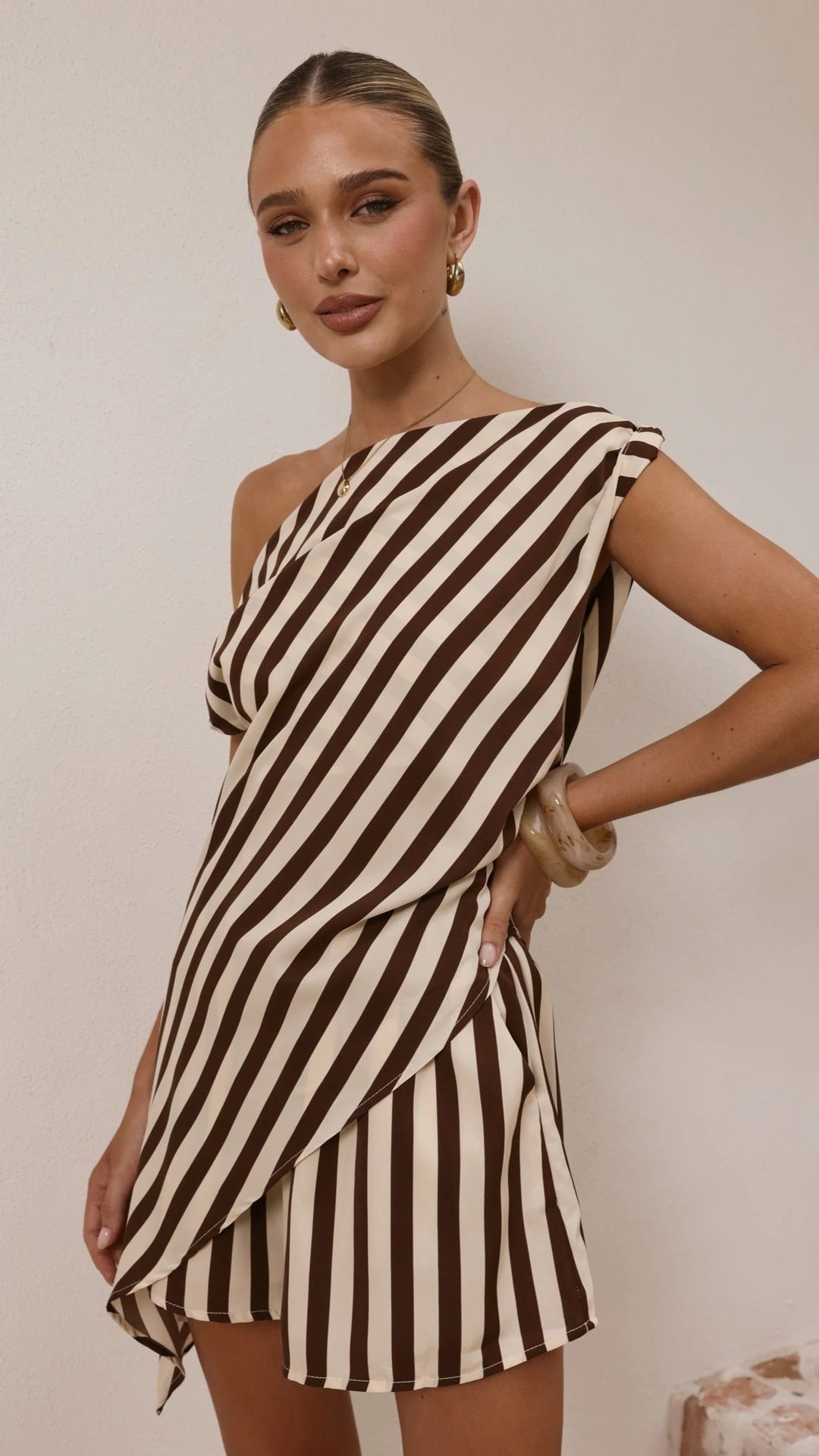 Printed One-Shoulder Top & Loose Shorts Set - Backless Asymmetric Boho 2-Piece Set
