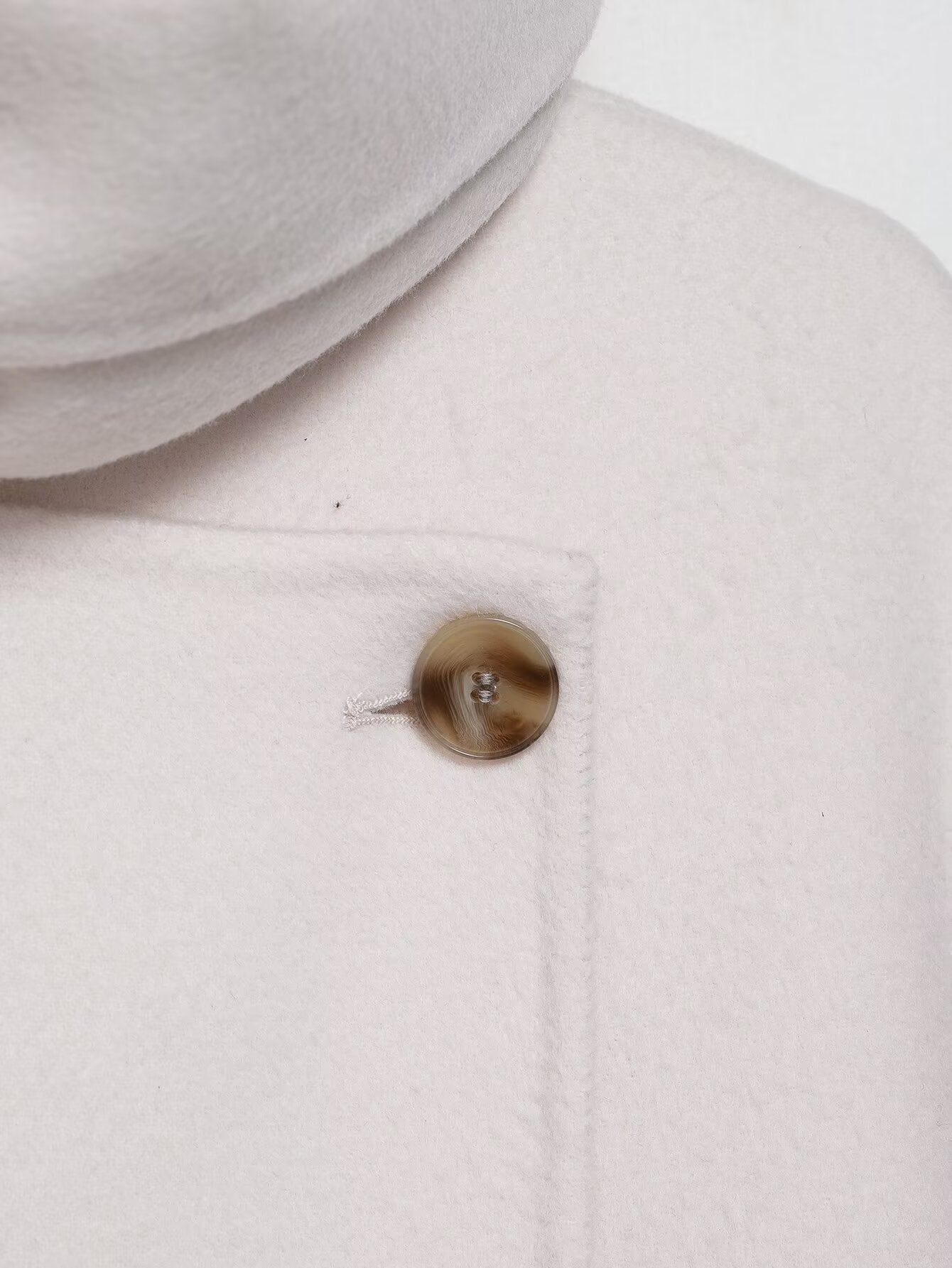 Elegant High-Grade Wool Blended Coat