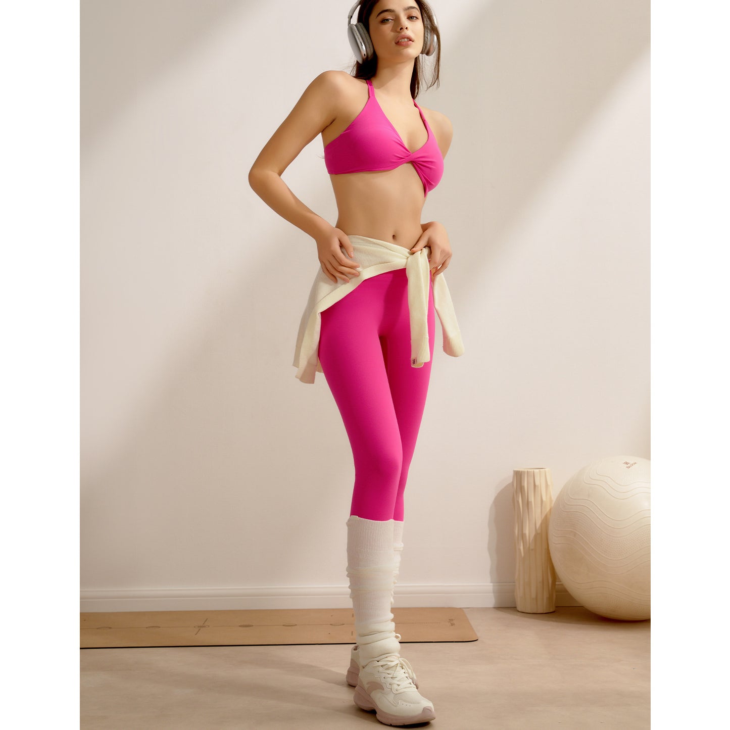 Cross-Back Sports Bra & Leggings Set - Ruched Nylon Activewear 2-Piece Gym Set