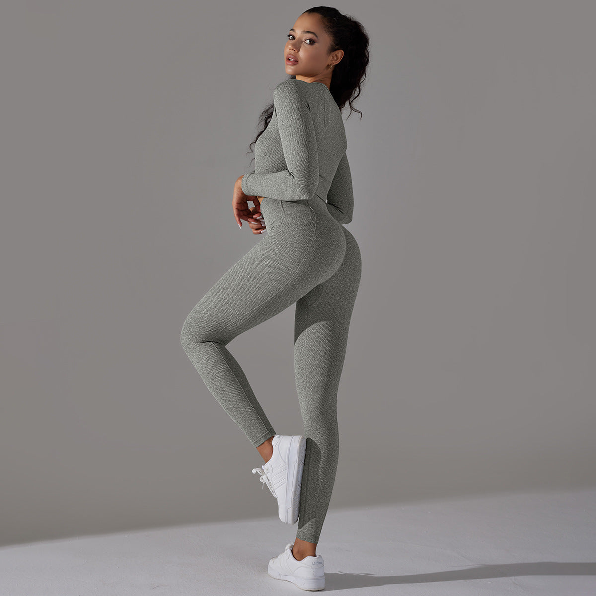 Elevate Seamless Active Set