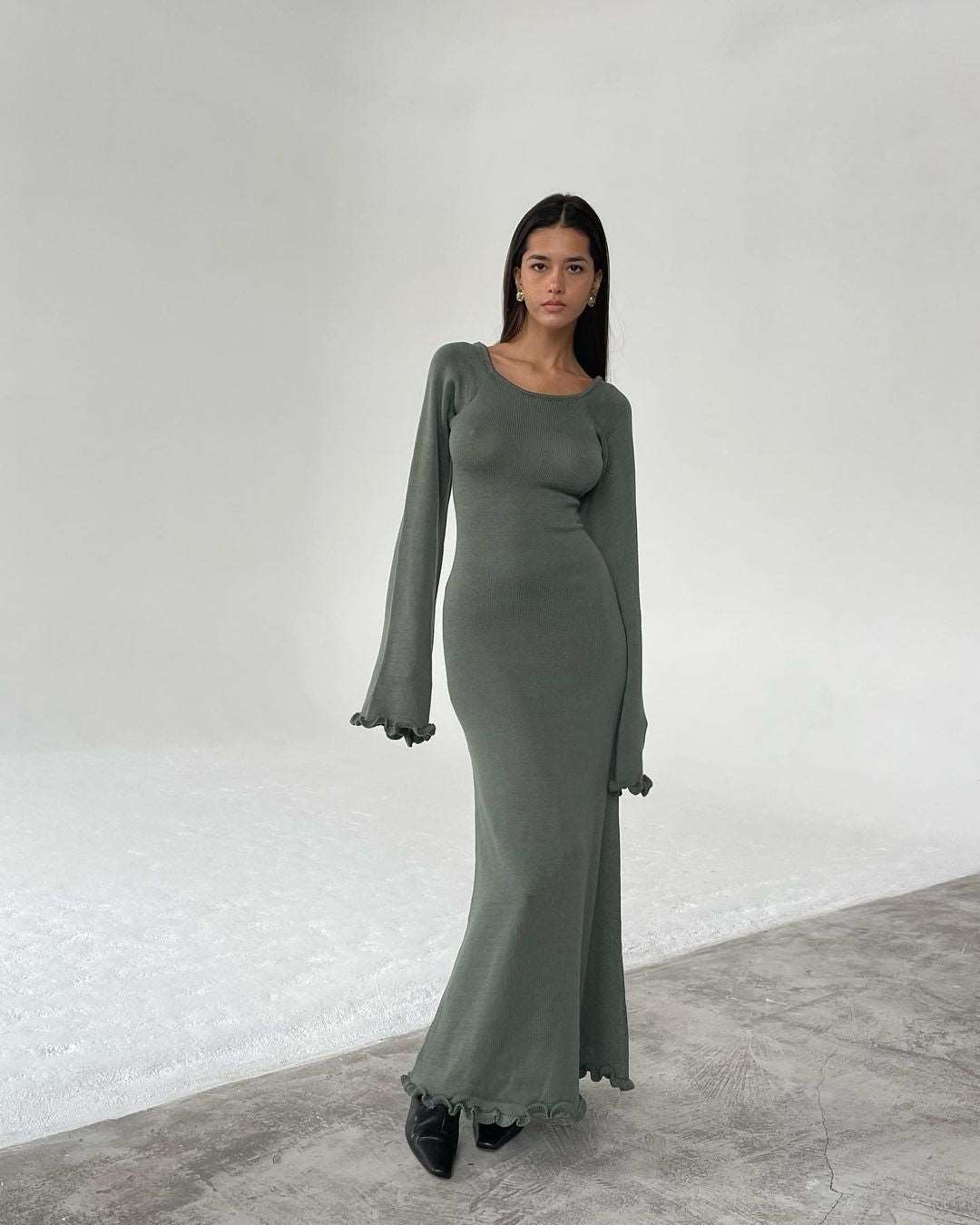 Belle's High Waist Bell Sleeve Dress - London's Closet Boutique