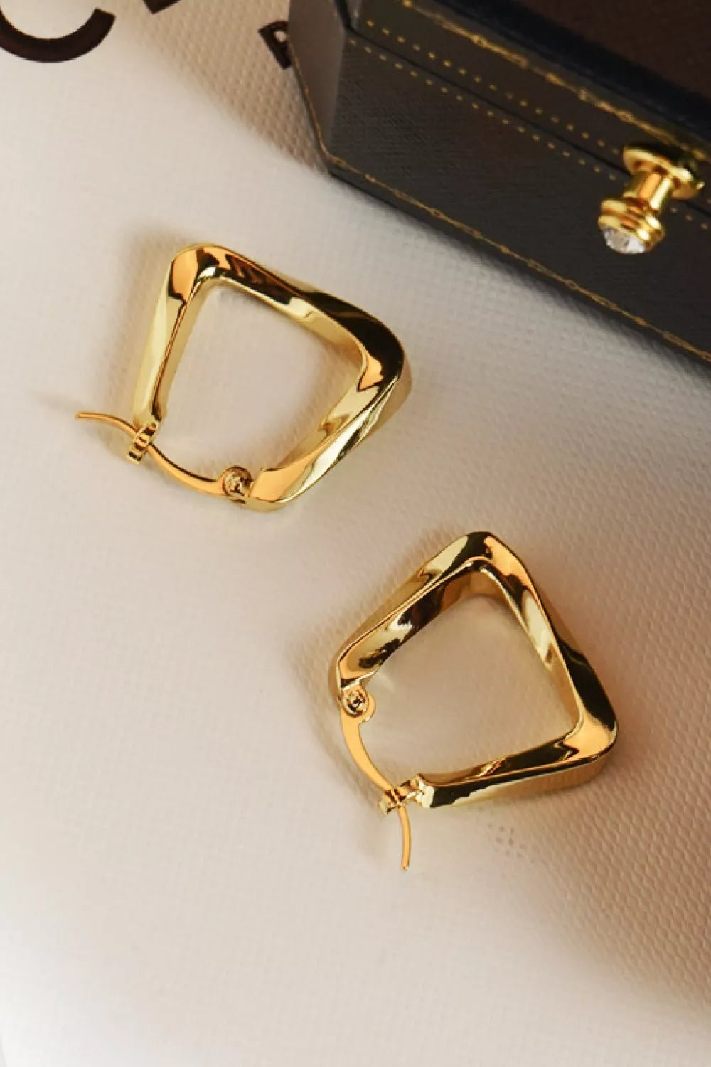 18K Gold Plated Irregular Geometric Earrings - London's Closet Boutique