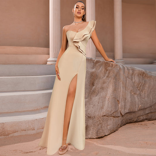 Sofie's Sexy and Elegant One-Shoulder Maxi Dress